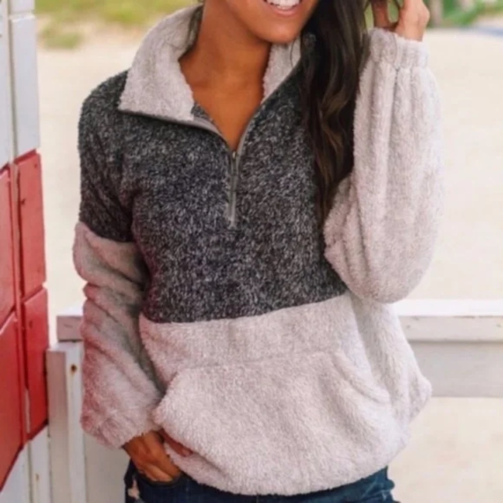 #11 Cozy Pocket Vegan Fur Teddy Sweater Top - Picture 5 of 6